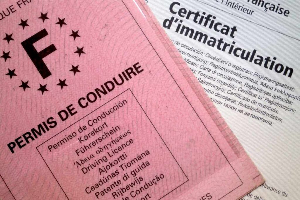 Permis de conduire marqué 