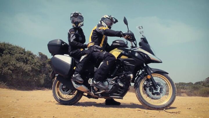 moto confortable pour passager :  Suzuki V-Strom